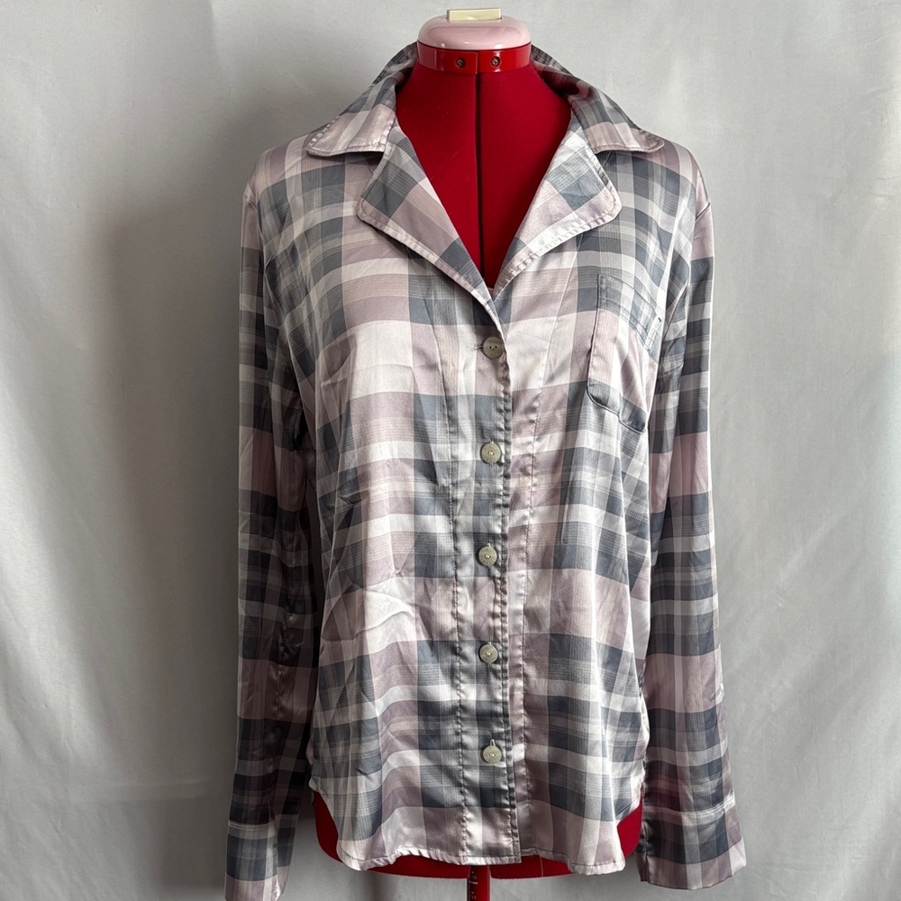 Victoria's Secret Pink and Gray Plaid Pajama Top Mm288